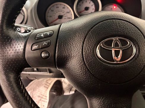 Used 2004 Toyota RAV4 4WD image 16