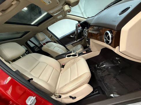 Used 2014 Mercedes-Benz GLK 350 2WD image 24