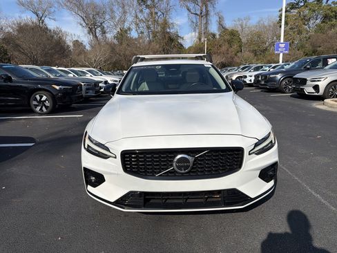 Certified 2024 Volvo S60 B5 Plus w/ Climate Package image 3