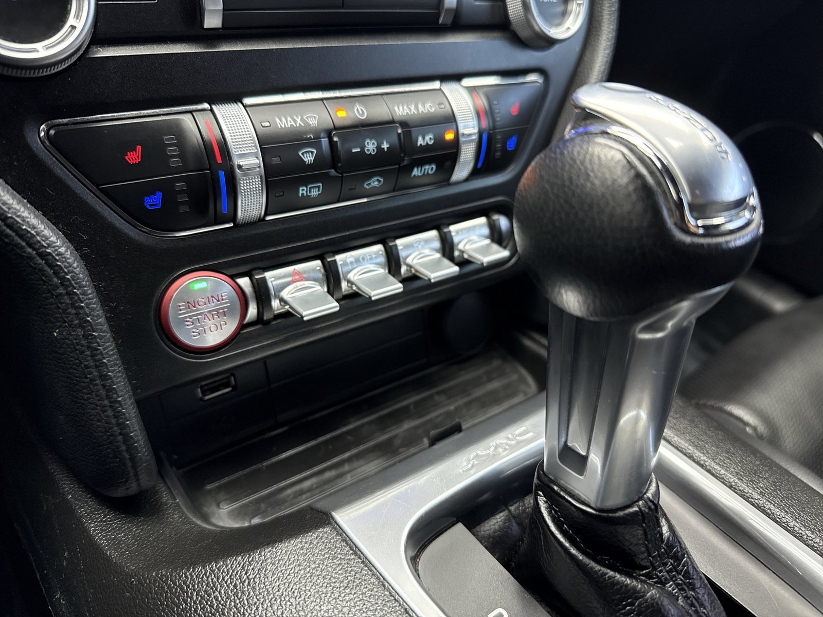 Used 2022 Ford Mustang Premium RWD image 22