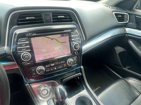Used 2022 Nissan Maxima SV w/ Floor Mat Group FWD image 22