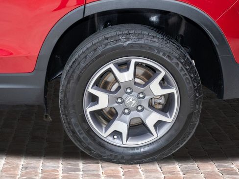 Certified 2023 Honda Passport TrailSport image 40