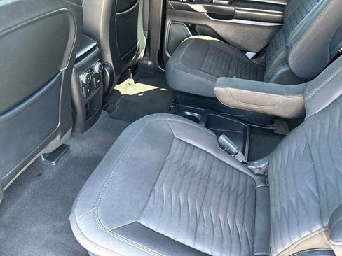 Used 2020 Ford Explorer XLT AWD/4WD image 30