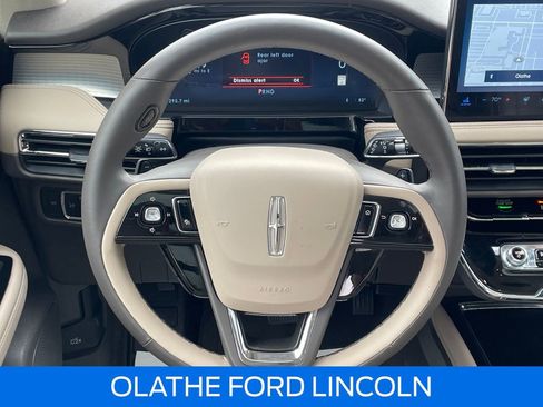 Certified 2024 Lincoln Corsair AWD w/ Equipment Group 101A image 20