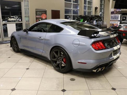 Used 2022 Ford Mustang Shelby GT500 w/ Carbon Fiber Track Pack image 5