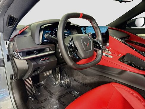 Used 2023 Chevrolet Corvette Stingray Preferred Conv w/ Z51 Performance Package RWD image 11