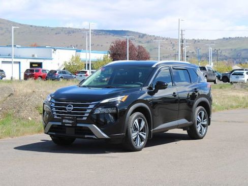 Used 2024 Nissan Rogue SL w/ SL Premium Package image 7