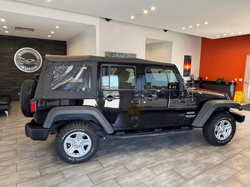 Used 2016 Jeep Wrangler Unlimited Sport w/ Connectivity Group AWD/4WD image 17