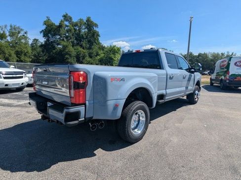New 2026 Ford F350 4x4 Crew Cab DRW Super Duty image 5