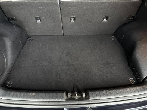 Used 2018 Kia Niro EX Premium image 13