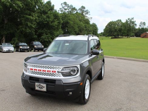 New 2025 Ford Bronco Sport Heritage w/ Convenience Package image 2