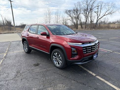 New 2026 Chevrolet Equinox LT image 3