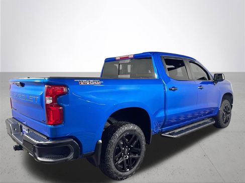 Used 2024 Chevrolet Silverado 1500 LT Trail Boss w/ Convenience Package II image 6