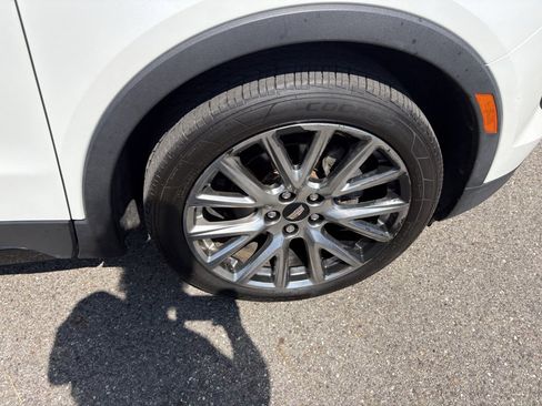 Used 2019 Cadillac XT4 Sport image 18