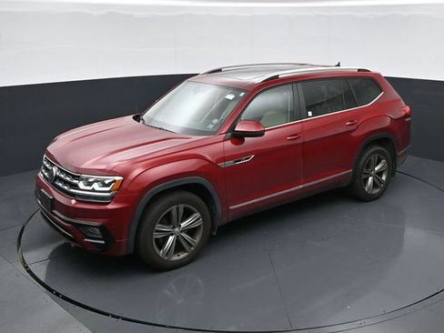 Used 2019 Volkswagen Atlas SEL R-Line AWD/4WD image 13