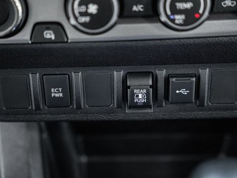 Used 2020 Toyota Tacoma SR5 image 25