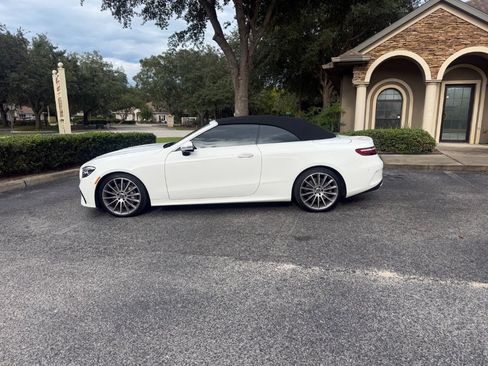 Used 2023 Mercedes-Benz E 450 Cabriolet image 1