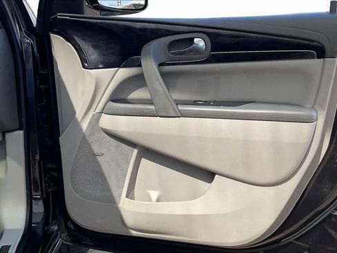 Used 2015 Buick Enclave Leather w/ Trailering Package FWD image 21