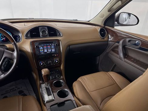 Used 2017 Buick Enclave Leather image 26