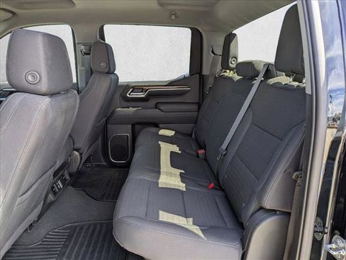 Used 2022 Chevrolet Silverado 1500 LT image 18