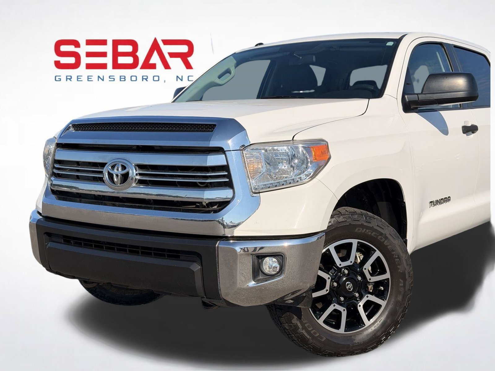 Used 2017 Toyota Tundra SR5 w/ TRD Off Road Package AWD/4WD image 2