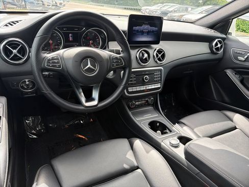 Used 2020 Mercedes-Benz GLA 250 4MATIC image 22