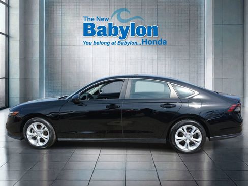 Used 2023 Honda Accord LX image 2