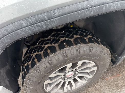 Certified 2023 GMC Sierra 1500 AT4 w/ AT4 Premium Package image 11