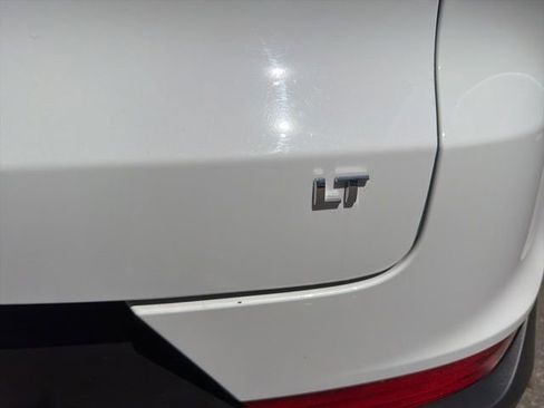 Used 2025 Chevrolet TrailBlazer LT AWD/4WD image 12