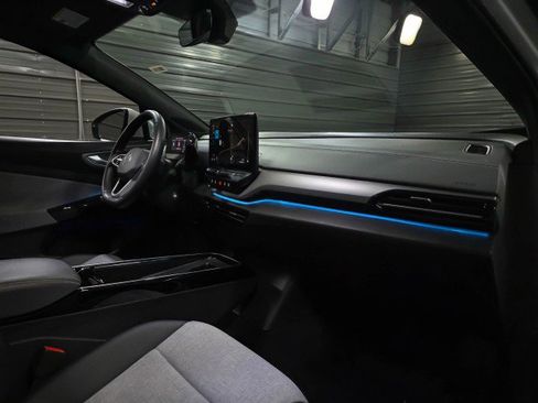 Used 2023 Volkswagen ID.4 2WD image 12