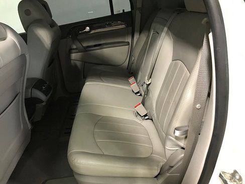 Used 2015 Buick Enclave Leather w/ Trailering Package FWD image 16