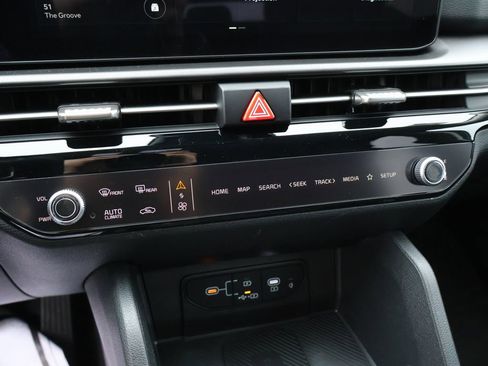 New 2026 Kia Sportage EX image 35