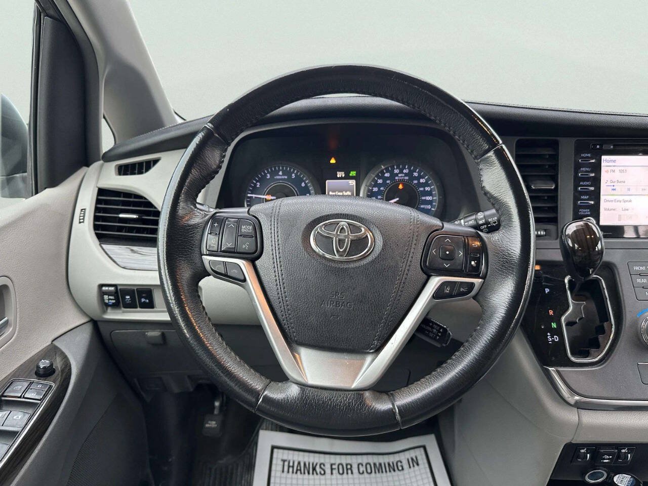 Used 2018 Toyota Sienna XLE w/ XLE Navigation Package FWD image 28
