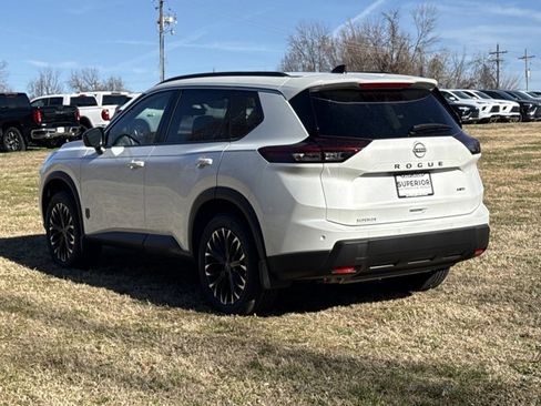 New 2026 Nissan Rogue SV image 10