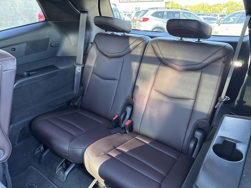 Used 2023 Cadillac XT6 Premium Luxury w/ Technology Package image 30