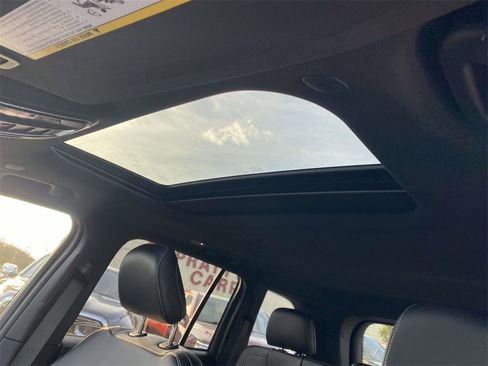 New 2025 Jeep Grand Cherokee Laredo image 15