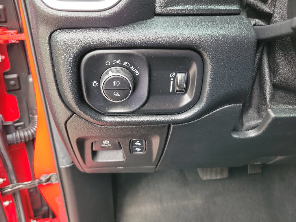 Used 2020 RAM 1500 Big Horn AWD/4WD image 27