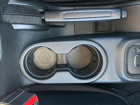 Used 2017 Jeep Wrangler Unlimited Rubicon image 7