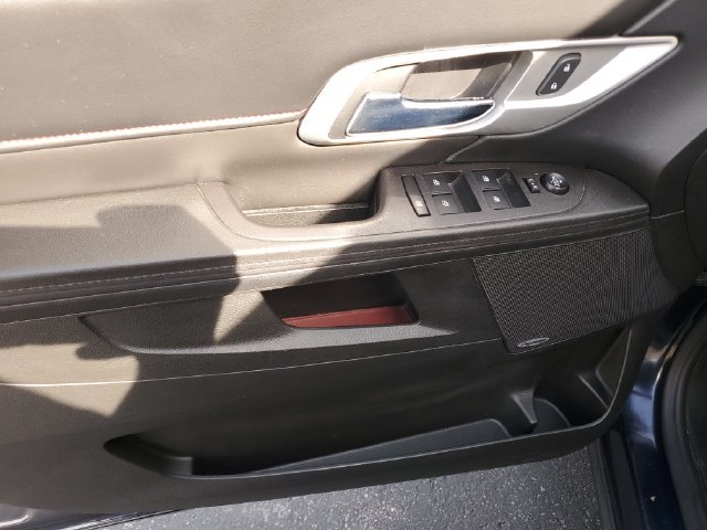 Used 2017 GMC Terrain SLE w/ Chrome Edition FWD image 19