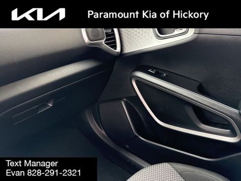Used 2021 Kia Soul LX image 23