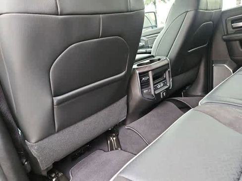 New 2026 RAM 2500 Laramie AWD/4WD image 19