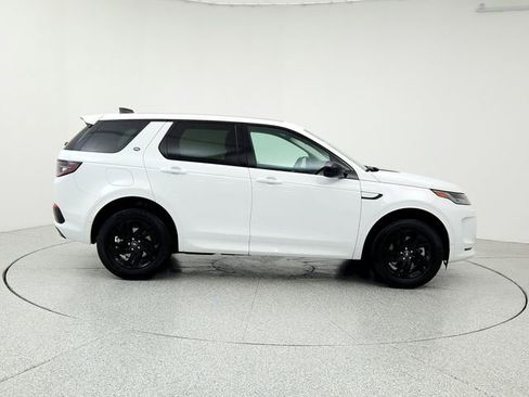 Certified 2025 Land Rover Discovery Sport S image 4