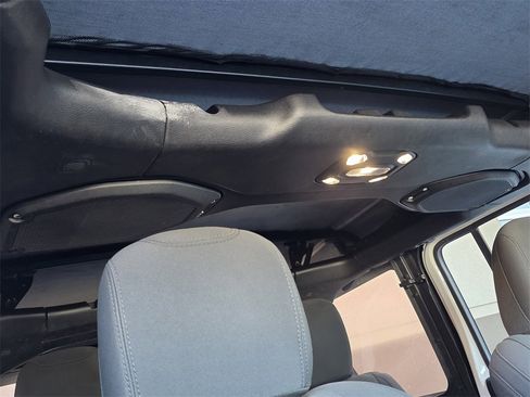 Used 2020 Jeep Wrangler Unlimited Rubicon image 10