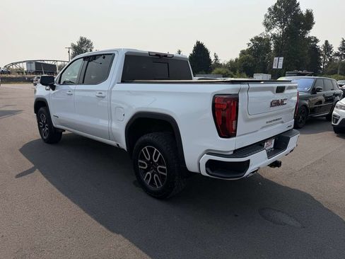Used 2021 GMC Sierra 1500 AT4 w/ AT4 Value Package AWD/4WD image 6