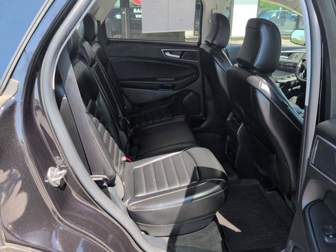 Used 2021 Ford Edge SEL w/ Cargo Accessory Package AWD/4WD image 12