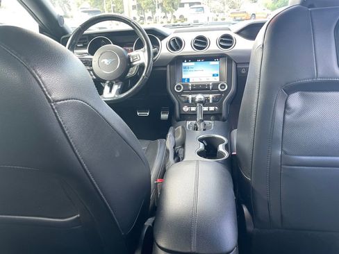 Used 2019 Ford Mustang GT Premium image 28