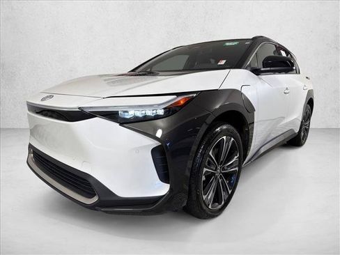 Used 2024 Toyota bZ4X AWD w/ Weather Package image 16