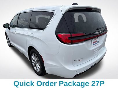 Used 2026 Chrysler Pacifica Limited