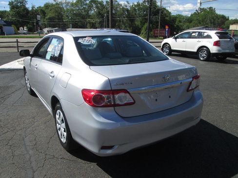 Used 2011 Toyota Corolla LE FWD image 12