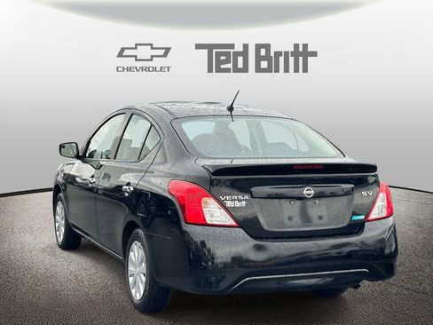 Used 2016 Nissan Versa SV FWD image 6